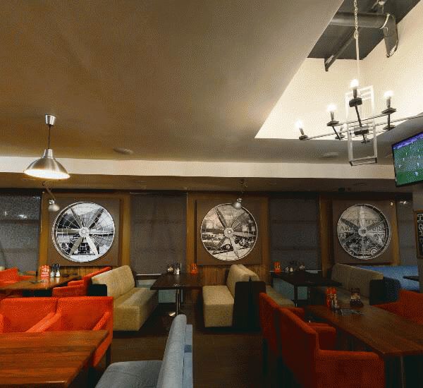 Банкомат Связь-Банка по адресу ул. 70 лет Октября,  д. 19